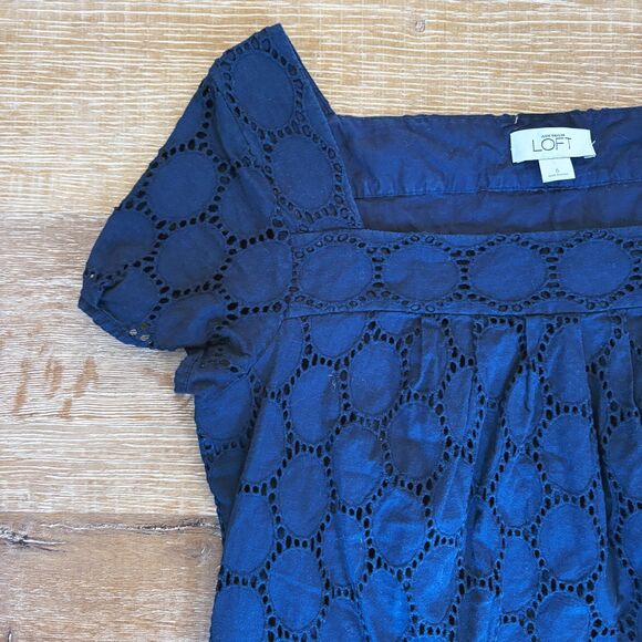 Ann Taylor LOFT Women's 6 Eyelet Short Sleeve Tunic Shift Dress Navy - Picture 4 of 6